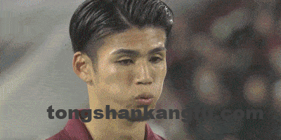 亚冠-蓉城终场前送点2-2神户 费利佩双响韦世豪造点+中柱